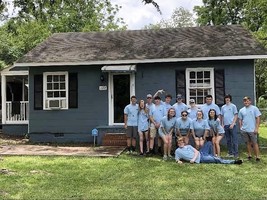 FFA Paints House
